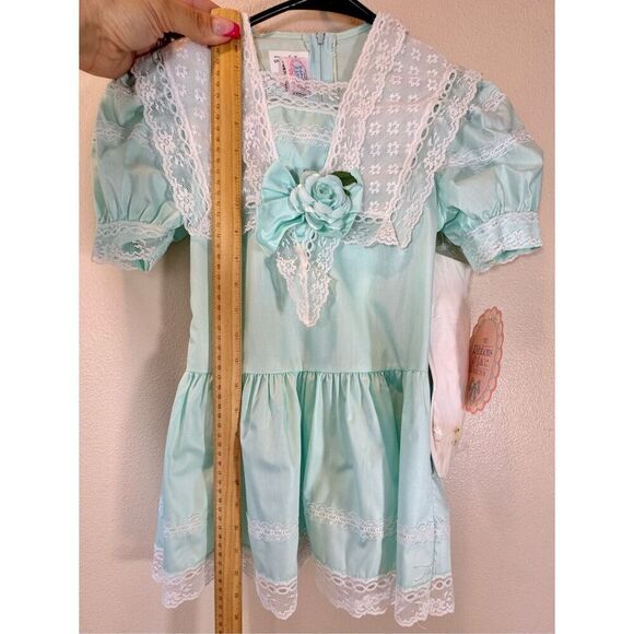 NWT Vintage The Ribbons & Lace CollectionGirls Dress With Tights Included 5 - Picture 7 of 10